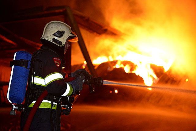 2014/146/GB 20140628a 041 Middelbrand renbaan Schipholweg.jpg